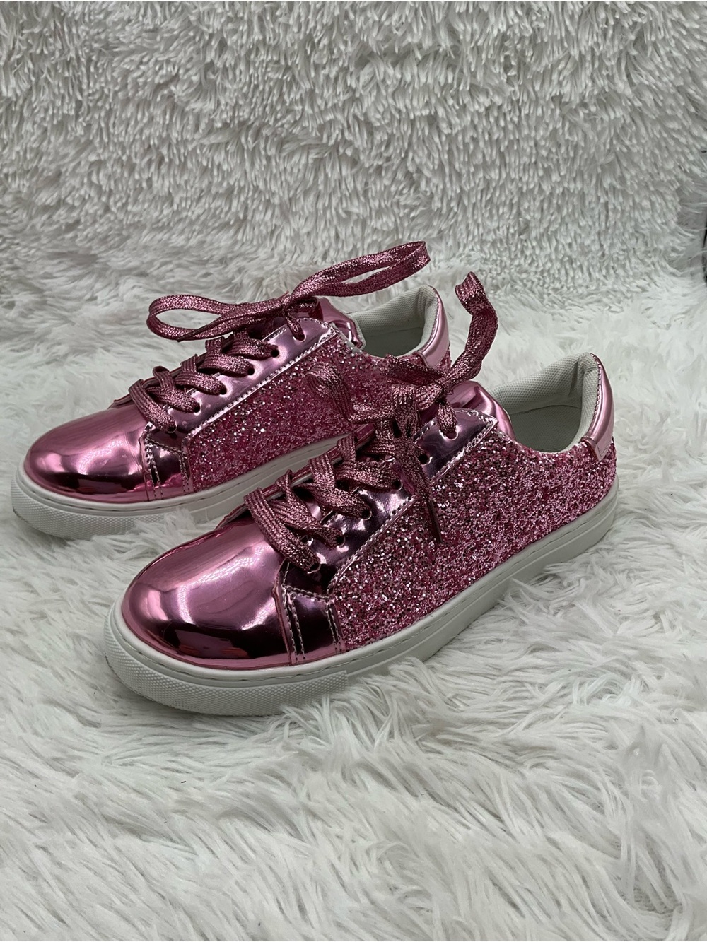 Metallic Pink Glitter Low-Top Sneakers Size EU 38 -US Size Youth 6 / Women’s 7.5